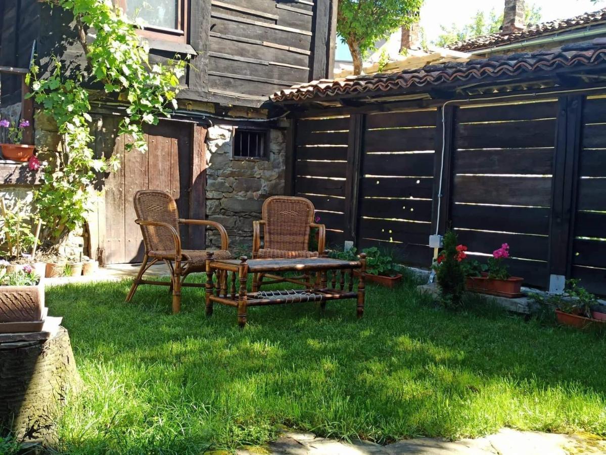 Razsukanova House , Разсукановата Къща Elena Exteriér fotografie