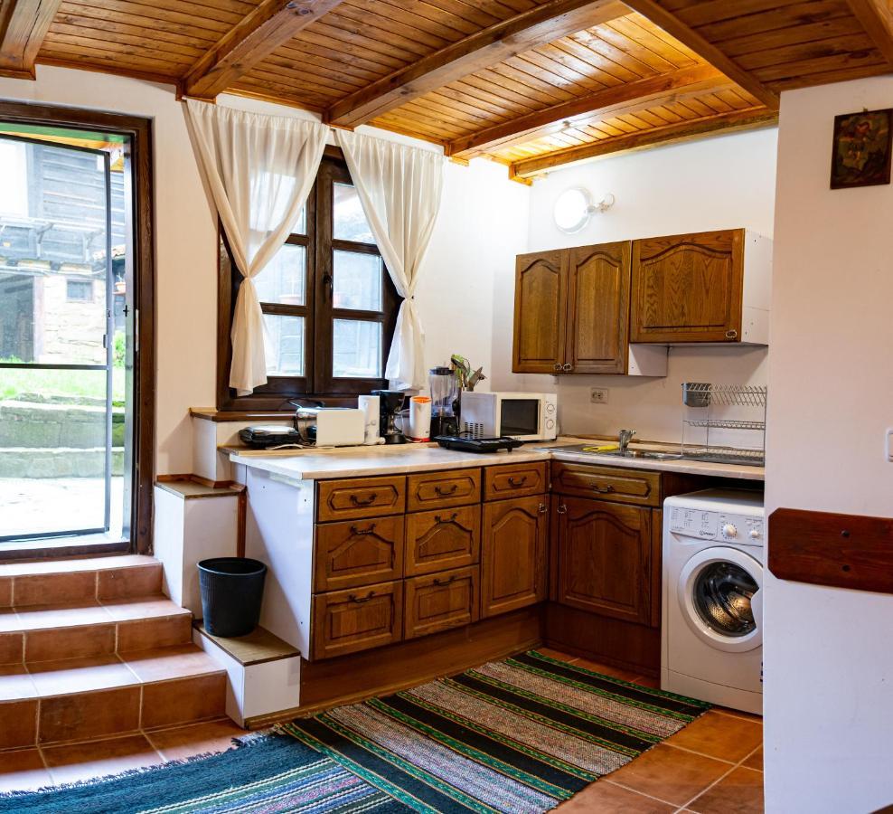 Razsukanova House , Разсукановата Къща Elena Exteriér fotografie