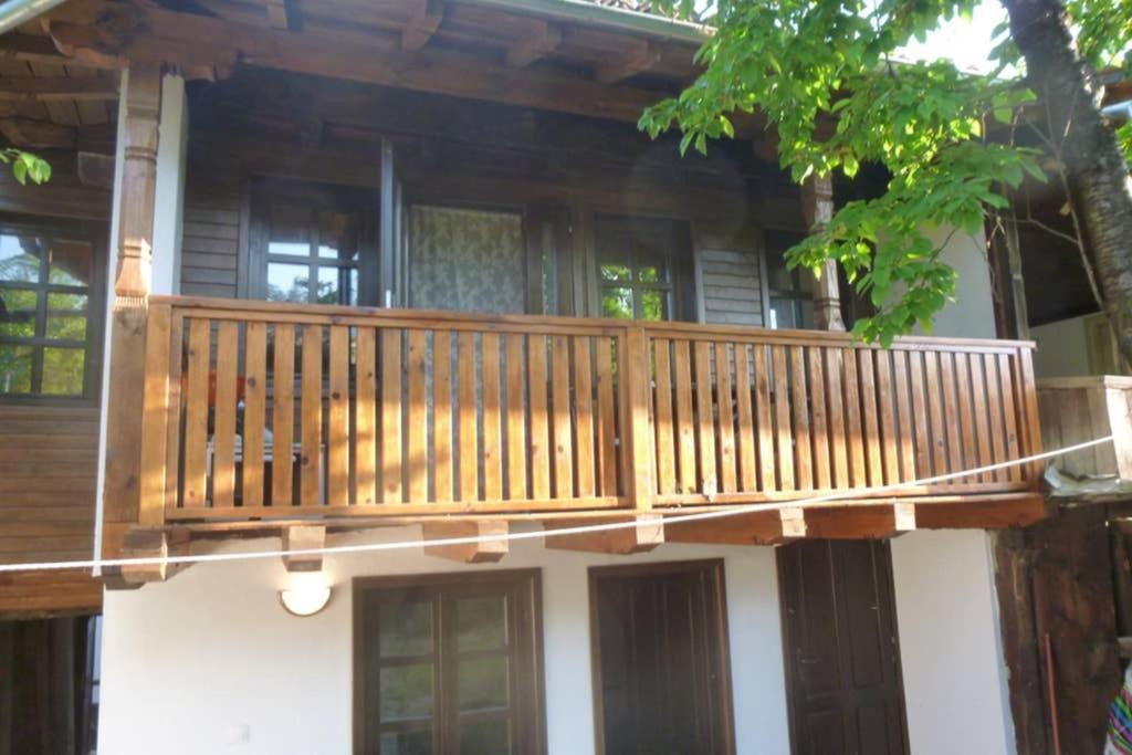 Razsukanova House , Разсукановата Къща Elena Exteriér fotografie